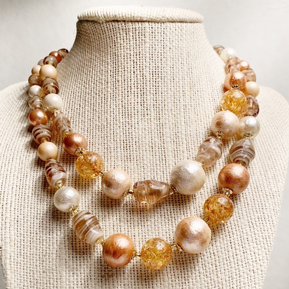 EUC Vintage 1960s Peach & Cream Double Strand Necklace – USA Made